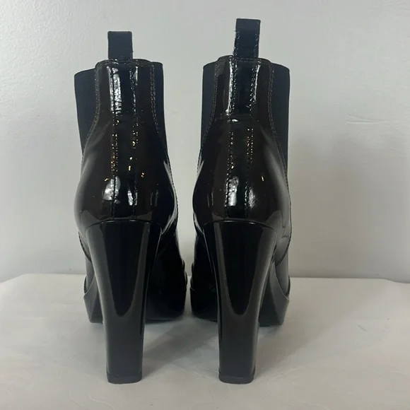 Hogan Patent Leather Heel Ankle Boots - Picture 8 of 17